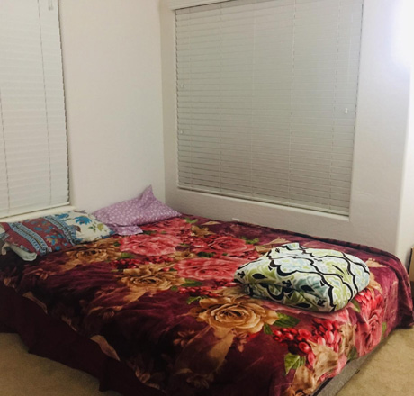 A semi furnished Room available in a furnished... A semi furnished Room available in a furnished...