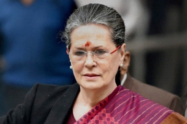 Sonia Gandhi likely to resign as Congress President, Who's next?