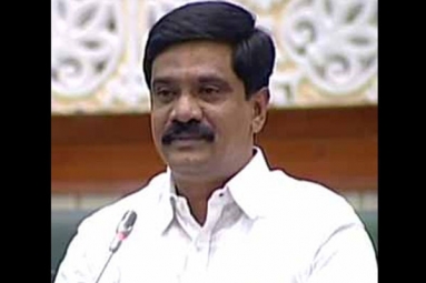 Minister Vemula Prashanth Reddy Responds to NRI&rsquo;s Social Media Appeal